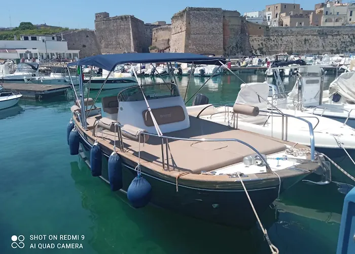 Ancora Del Sud Bed & Breakfast 4*